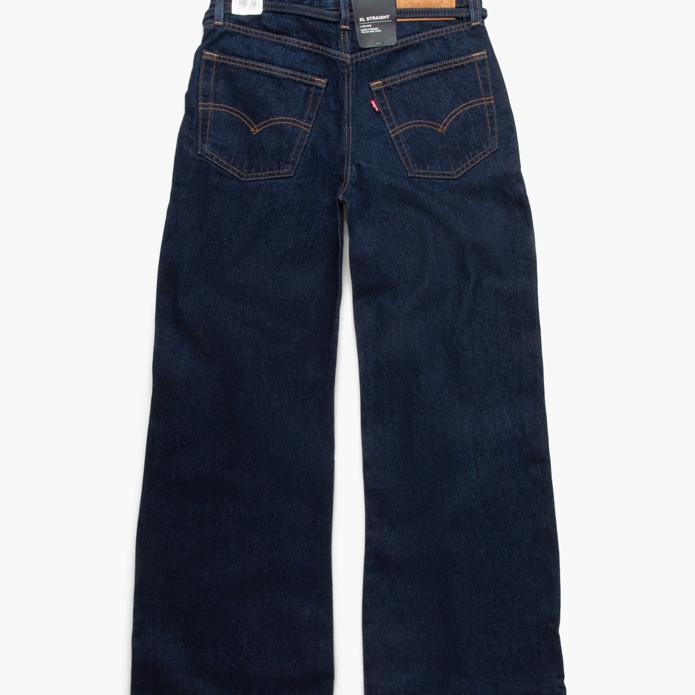 Levi's Woman's Deep Indigo, XL Flared Jean Relaxed Jeans. Sz 25